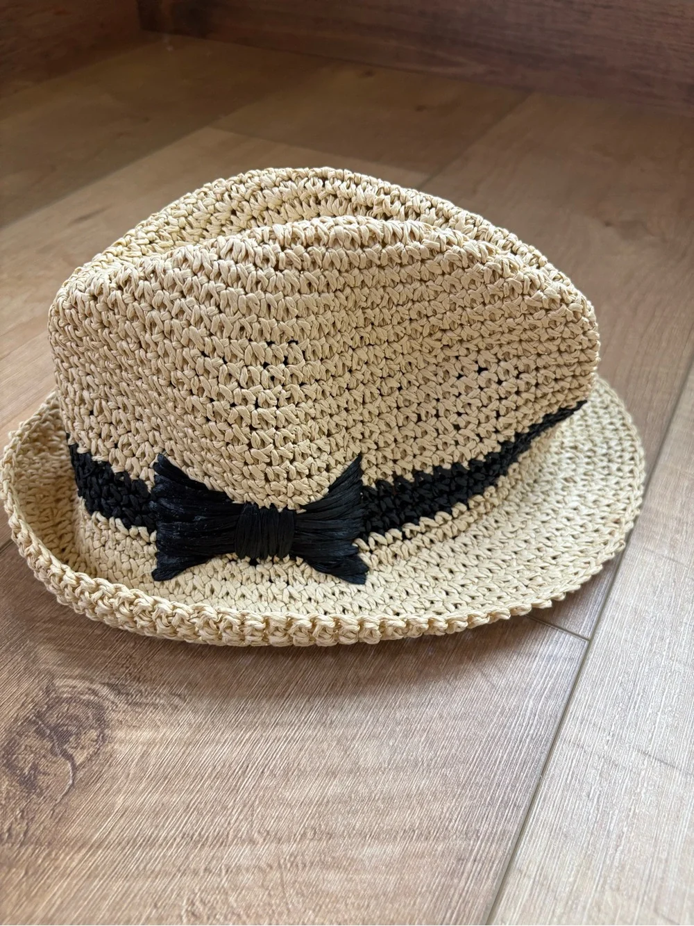 kate spade Packable Natural Straw Fedora with Black Band. OS